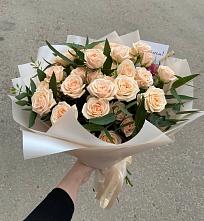 Букет Кремовые розы Латте в Судниково